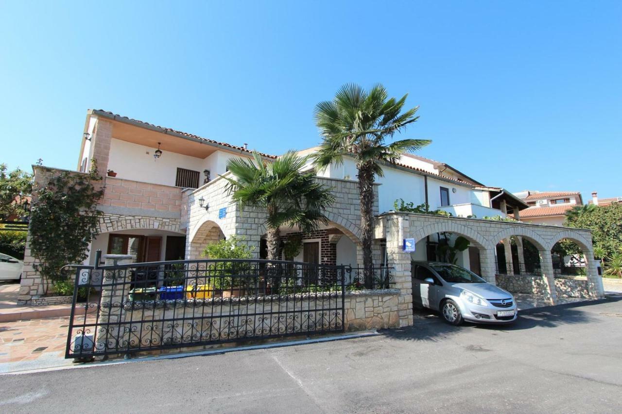 רוביני Guest House Rexa מראה חיצוני תמונה